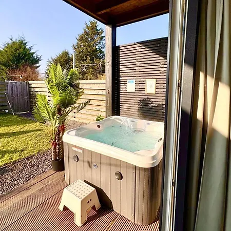 Cozy Wellness Family House With Private Garden & Jacuzzi & Sauna Between Amsterdam Haarlem And Schiphol Airport Tatil Evi