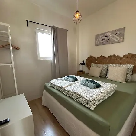 Cozy Wellness Family House With Private Garden & Jacuzzi & Sauna Between Amsterdam Haarlem And Schiphol Airport