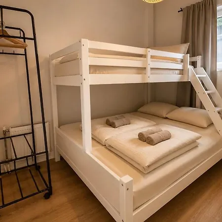 Cozy Wellness Family House With Private Garden & Jacuzzi & Sauna Between Amsterdam Haarlem And Schiphol Airport *