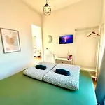 Family House With Garden & Jacuzzi & Sauna Near Amsterdam *