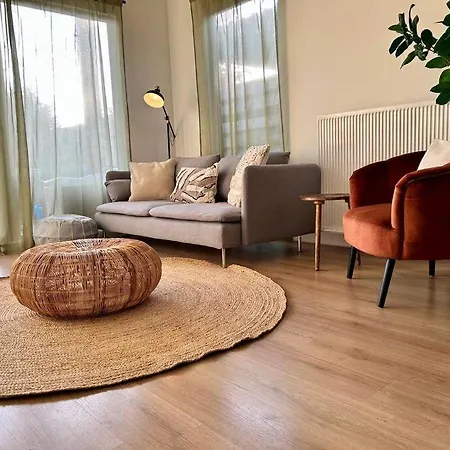 Casa de Férias Family House With Garden & Jacuzzi & Sauna Near Amsterdam