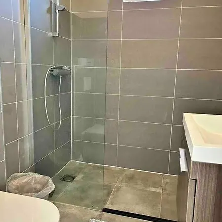 Casa de Férias Family House With Garden & Jacuzzi & Sauna Near Amsterdam Vijfhuizen