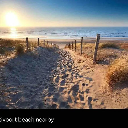 Family House With Garden & Jacuzzi & Sauna Near Amsterdam * Vijfhuizen