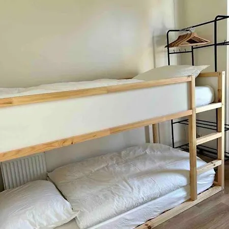 Family House With Garden & Jacuzzi & Sauna Near Amsterdam Vijfhuizen
