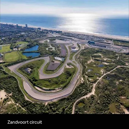 Casa de Férias Family House With Garden & Jacuzzi & Sauna Near Amsterdam Vijfhuizen