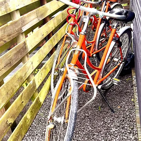 Family House With Garden & Jacuzzi & Sauna Near Amsterdam * Vijfhuizen