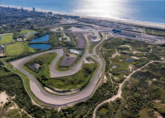 Family House With Garden & Jacuzzi & Sauna Near Amsterdam * Vijfhuizen